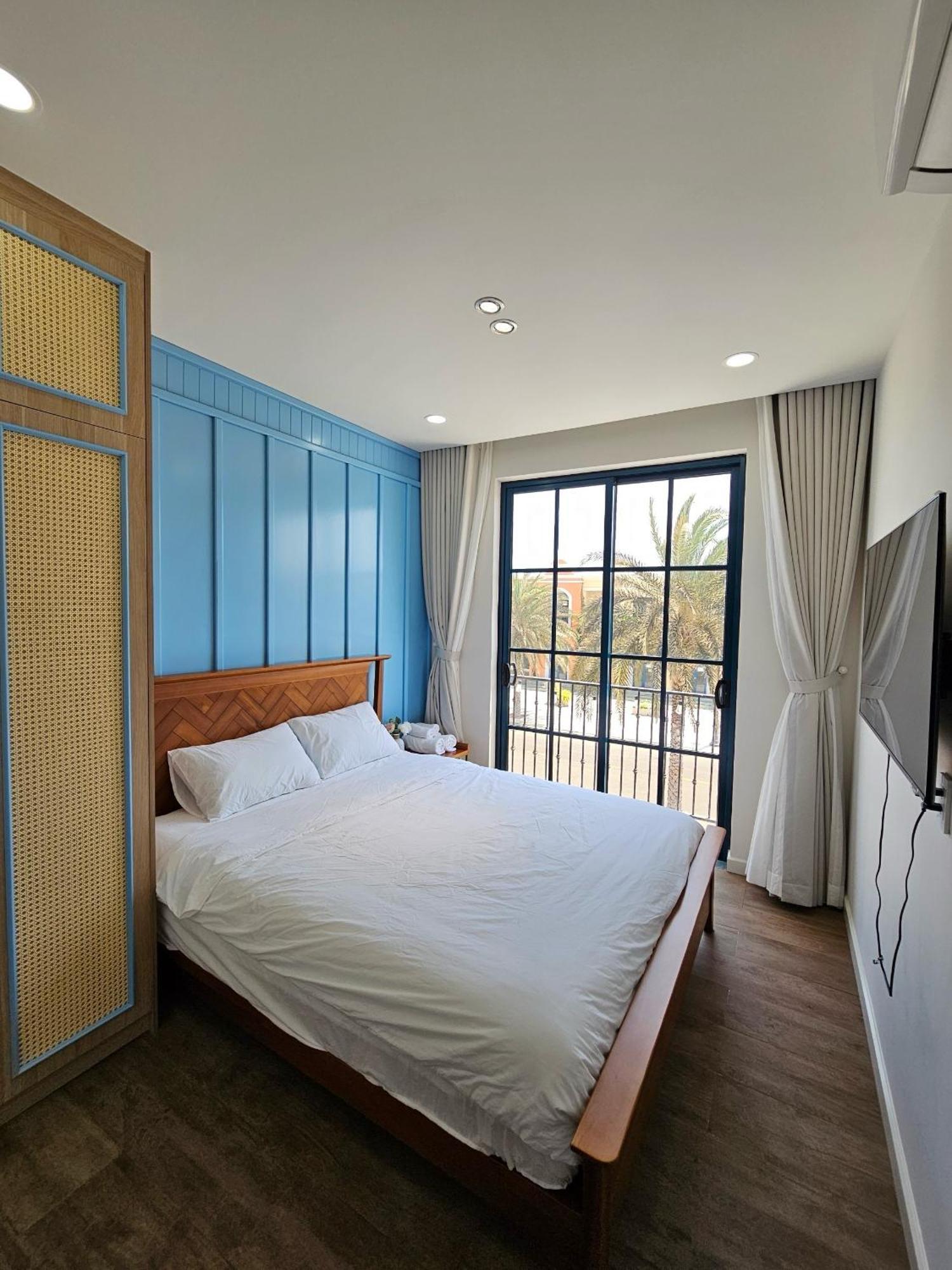 Novaworld Villa *