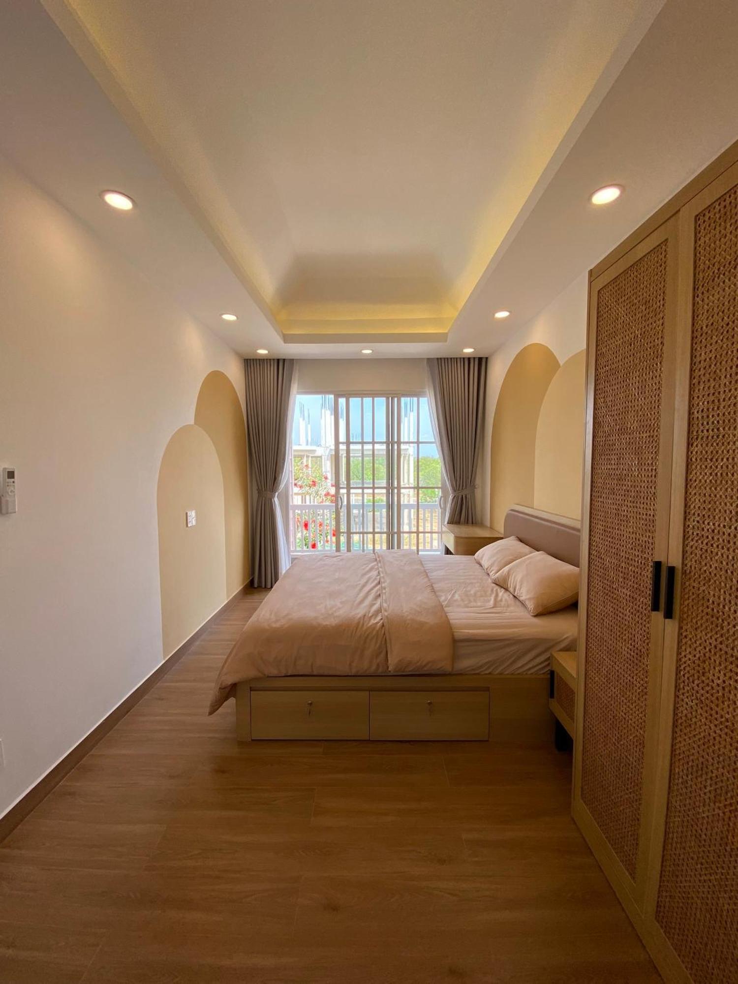 Novaworld Villa